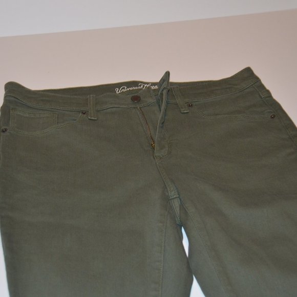 Army Green Jeans - Picture 2 of 8